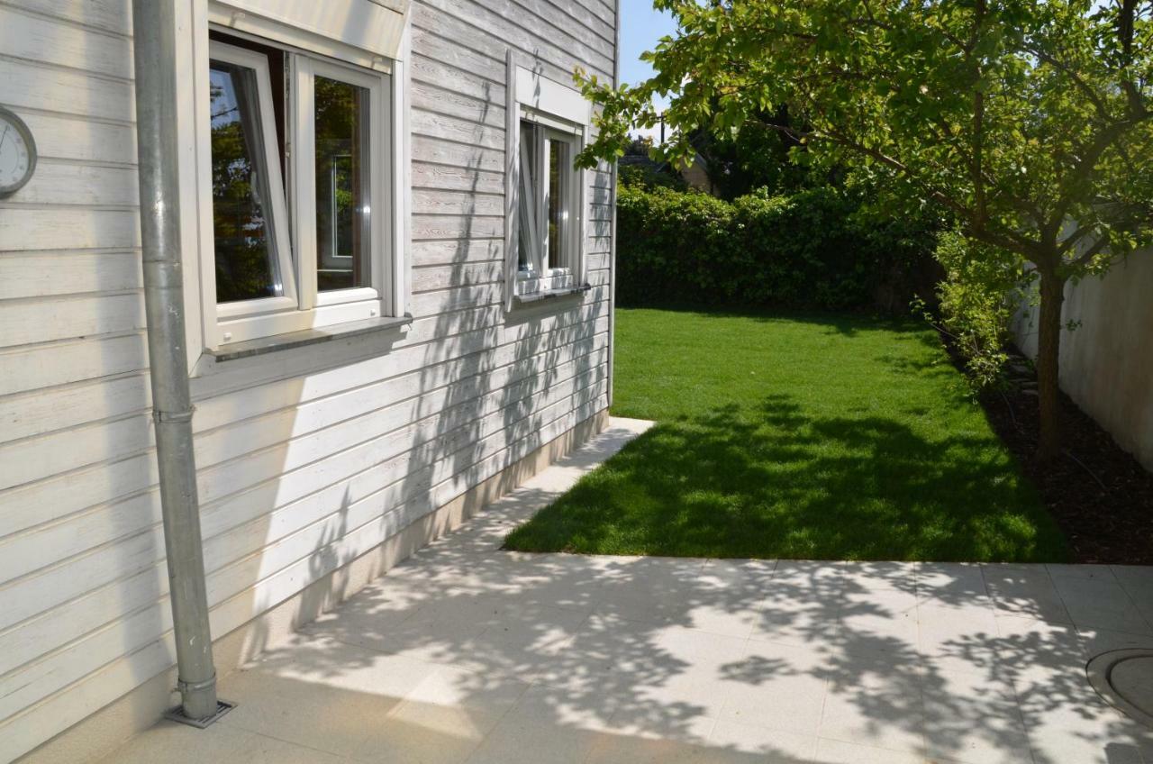House At Lake "Alte Donau" In Vienna Exterior photo